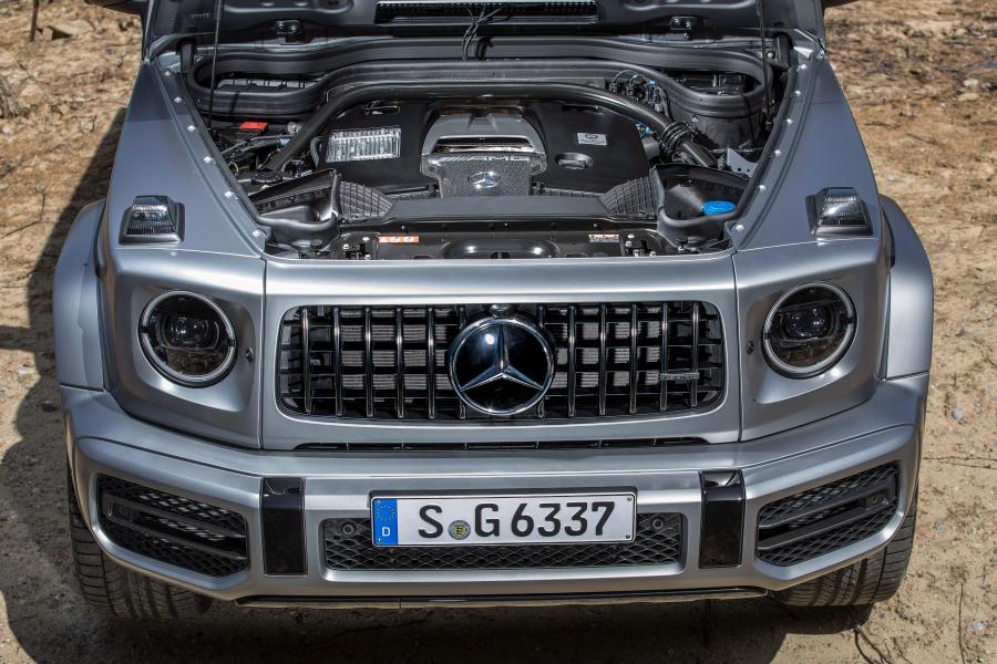 Моторный отсек Mercedes-AMG G63 Edition #1 (W463) 2018 года  (WW) (фото 19 из 40)